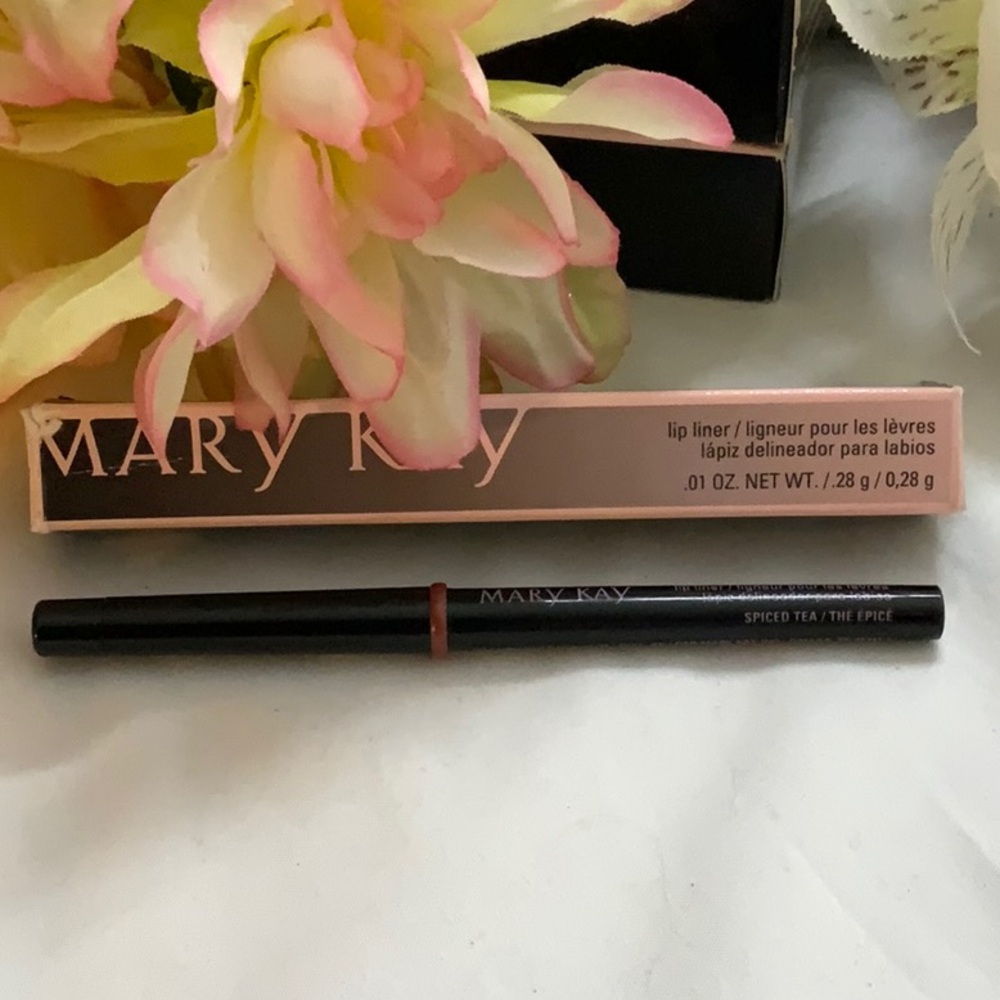 Mary Kay Lip Liner in Spiced Tea